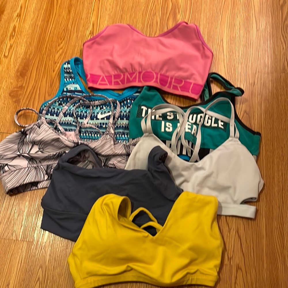 Sports bras $2-$5!!!